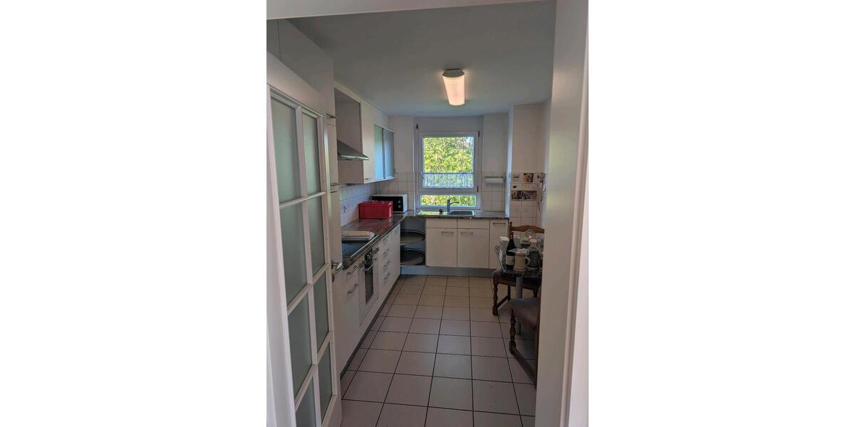 Dachgeschoßwohnung Nürtingen - 4 Zimmer, 107 m&sup2;, 495.000&euro; | Angebot:26794944
