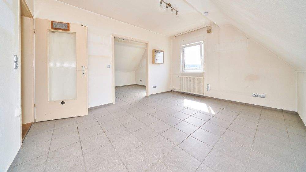 Einfamilienhaus Niefern-Öschelbronn / Öschelbronn Öschelbronn - 6 Zimmer, 166 m&sup2;, 429.000&euro; | Angebot:25697224