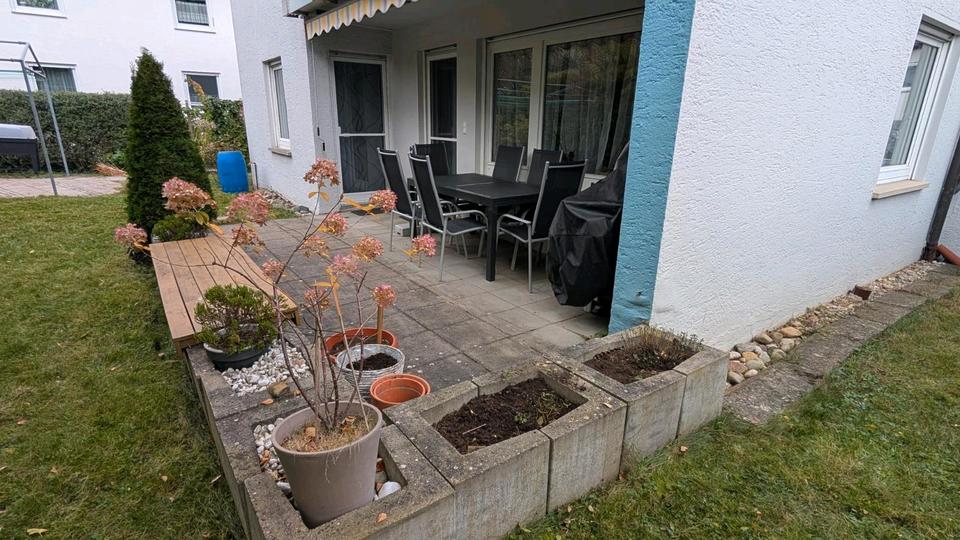 Erdgeschoßwohnung Esslingen am Neckar Pliensauvorstadt - 4 Zimmer, 86 m&sup2;, 1.300&euro; | Angebot:24549215