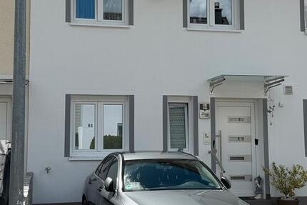 Haus Reutlingen Orschel-Hagen - 2.5 Zimmer, 82 m&sup2;, 349.000&euro; | Angebot:26817403