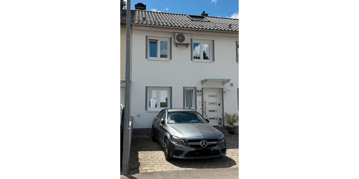Reihenhaus Reutlingen Orschel-Hagen - 2.5 Zimmer, 82 m&sup2;, 349.000&euro; | Angebot:26817403