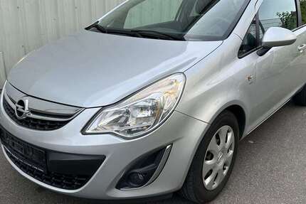 Opel Corsa 151.000 km 2.290 &euro; Böblingen 71034