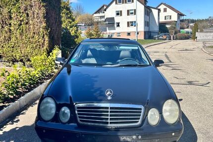 Mercedes-Benz CLK 320 171.220 km 3.200 &euro; Schömberg 75328