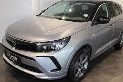 Opel Grandland (X) 16.900 km 27.475 € Bietigheim-Bissingen 74321