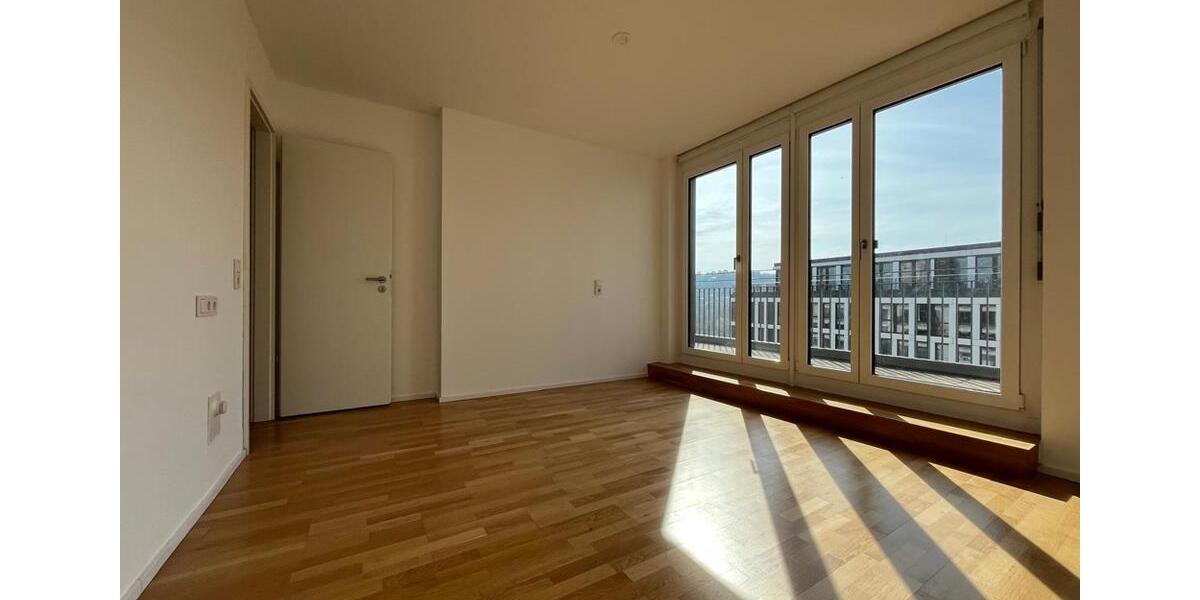 Etagenwohnung Stuttgart - 4 Zimmer, 135 m&sup2;, 1.973&euro; | Angebot:26068595