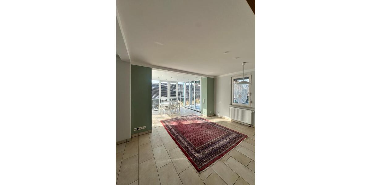 Doppelhaushälfte Reutlingen Sondelfingen - 6 Zimmer, 187 m&sup2;, 2.300&euro; | Angebot:25281451