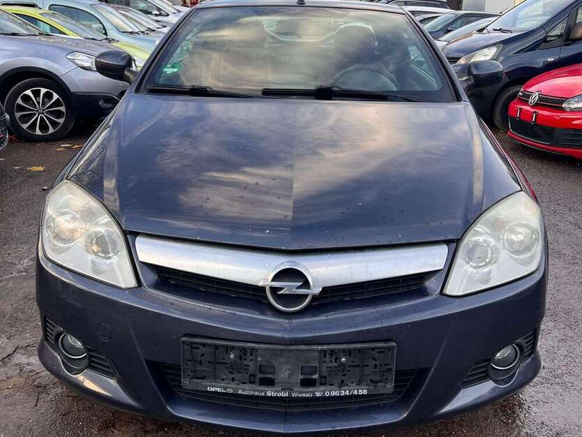 Opel Tigra 209.800 km 1.650 € Stuttgart 70376