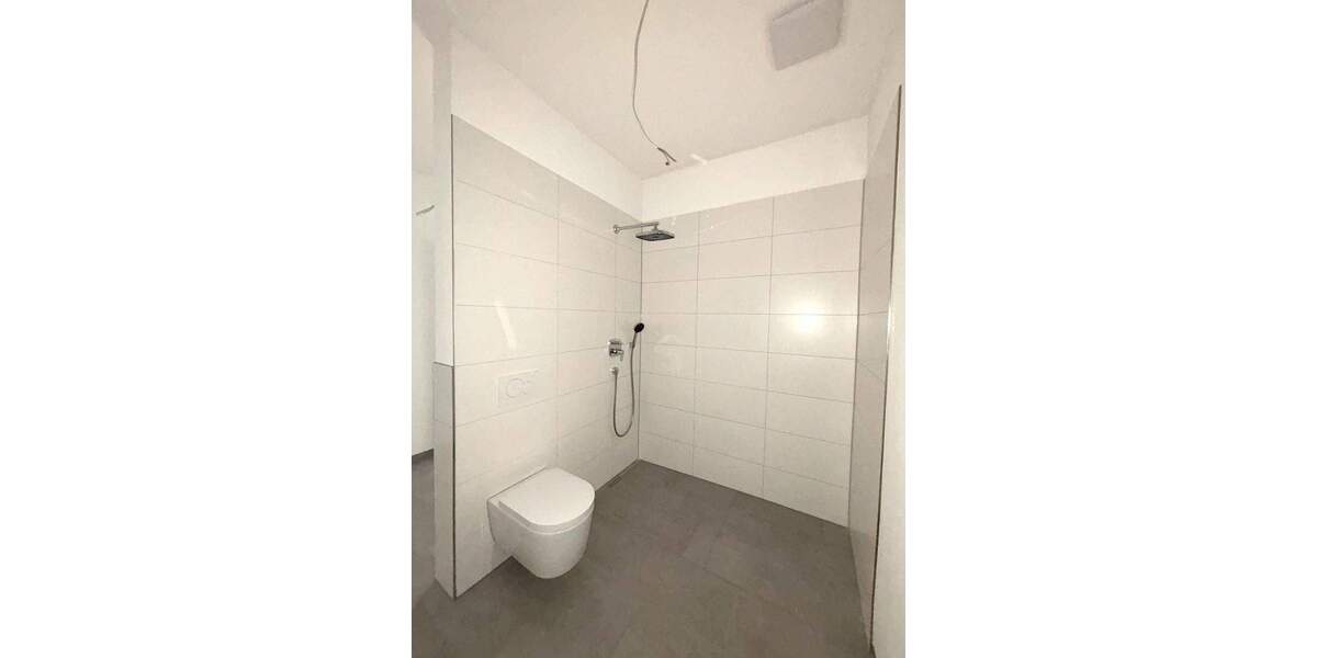 Etagenwohnung Sindelfingen Mitte - 2 Zimmer, 89 m&sup2;, 1.280&euro; | Angebot:25704091
