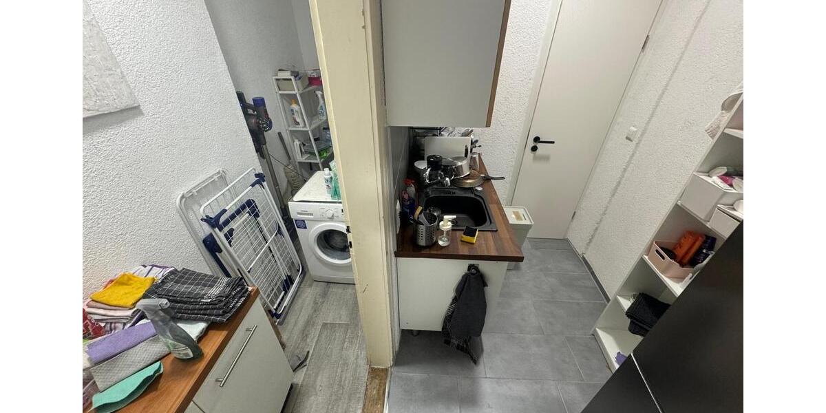 Etagenwohnung Reutlingen - 1 Zimmer, 1 m&sup2;, 550&euro; | Angebot:25657975