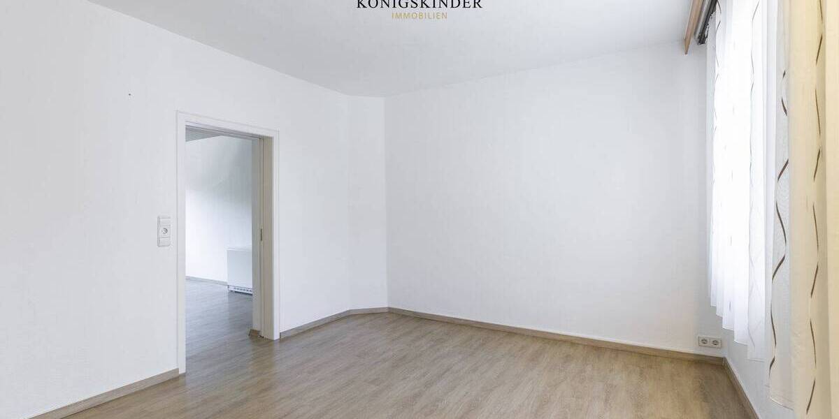 Reihenmittelhaus Stuttgart - Ost Ost - 6 Zimmer, 100 m&sup2;, 449.000&euro; | Angebot:26787434