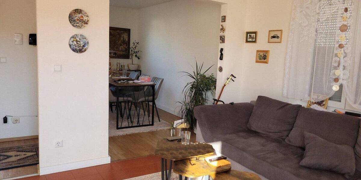 Mehrfamilienhaus, Wohnhaus Herrenberg - 6 Zimmer, 145 m&sup2;, 635.000&euro; | Angebot:26486740