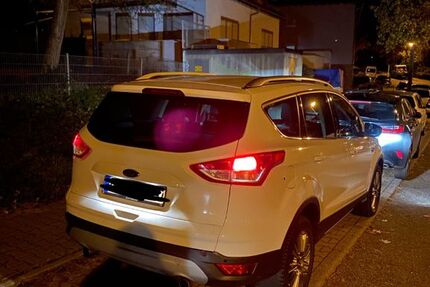Ford Kuga 77.000 km 10.000 &euro; Pforzheim 75179