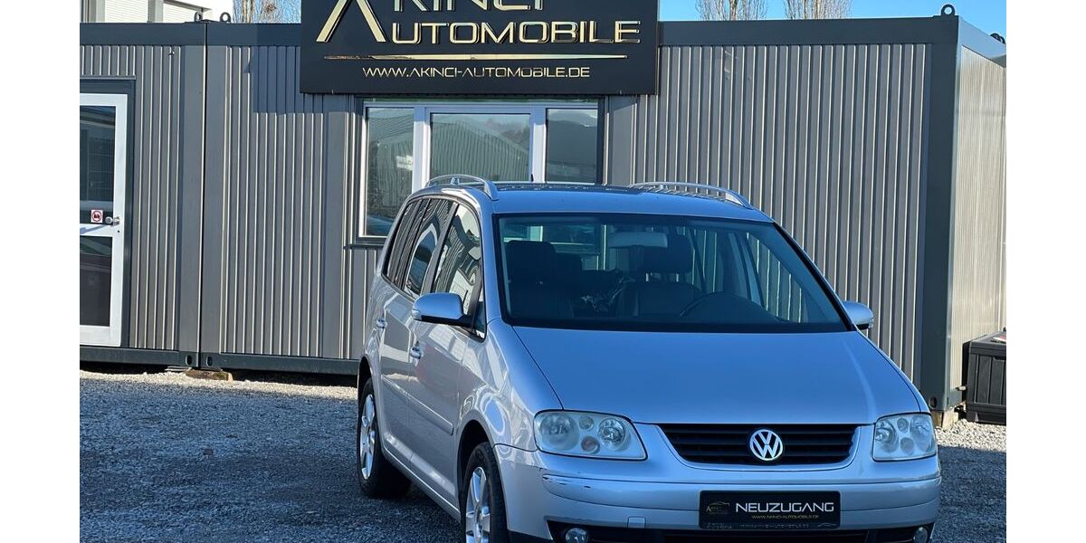 VW Touran 228.000 km 3.990 &euro; Gäufelden 71126