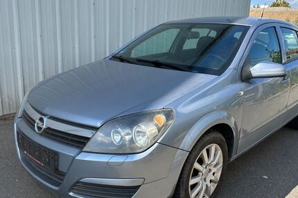 Opel Astra 195.000 km 1.890 &euro; Böblingen 71034