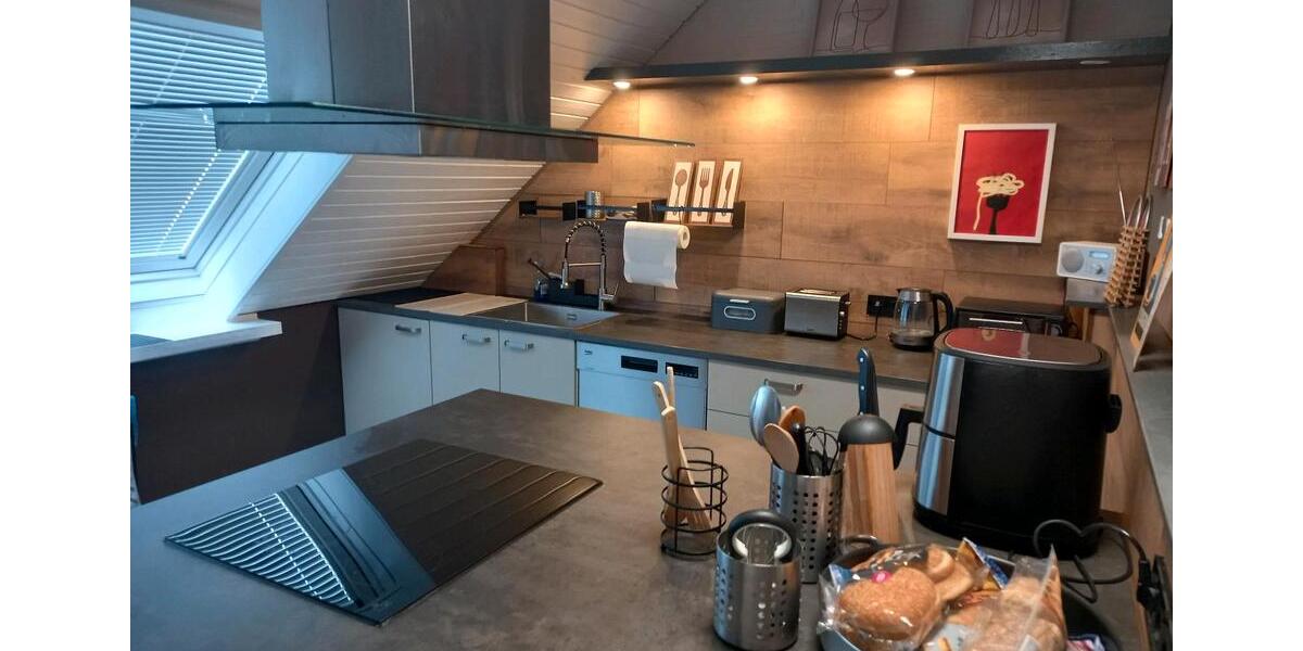 Dachgeschoßwohnung Ludwigsburg Oßweil - 3 Zimmer, 99 m&sup2;, 1.425&euro; | Angebot:27611632