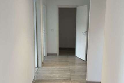 Wohnung zum Kaufen in Böblingen 339.000 € 89.5 m² 4 zimmer