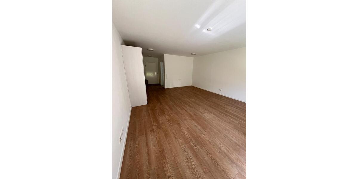 Etagenwohnung Ludwigsburg - 1 Zimmer, 40 m&sup2;, 227.000&euro; | Angebot:25765950