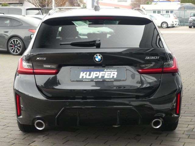 BMW 330 13.100 km 45.400 € Vaihingen/Enz 71665