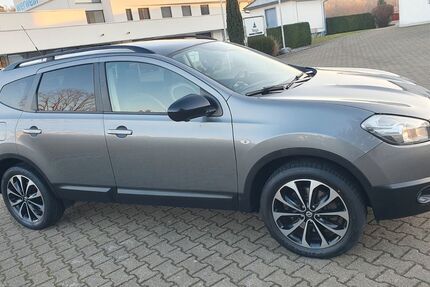 Nissan Qashqai 136.187 km 9.850 &euro; Mühlacker / Enzberg 75417