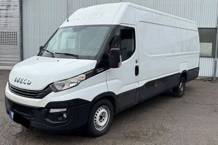 IVECO Andere 245.000 km 8.990 &euro; Mühlacker 75417
