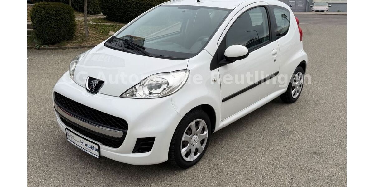 Peugeot 107 121.612 km 2.699 &euro; Reutlingen 72766