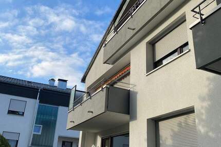 Helle 2,5 Zimmer Wohnung 2 zimmer