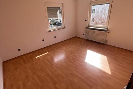 Wohnung Fellbach Oeffingen - 3 Zimmer, 80 m&sup2;, 1.400&euro; | Angebot:26045333