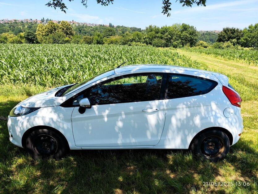 Ford Fiesta 115.354 km 3.950 € Neckartenzlingen 72654