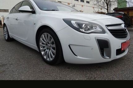 Opel Insignia 136.000 km 14.900 &euro; Pforzheim 75177