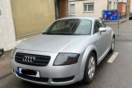 Audi TT 116.000 km 4.900 € Stuttgart 70435