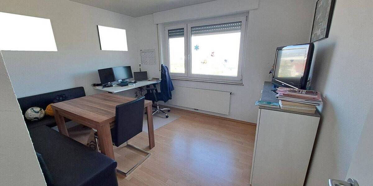 Etagenwohnung Stuttgart Ost - 3 Zimmer, 67 m&sup2;, 315.000&euro; | Angebot:26807181