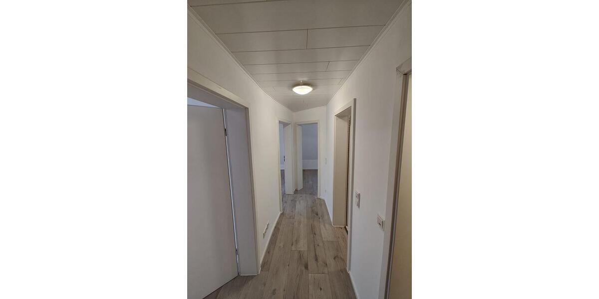 Dachgeschoßwohnung Stuttgart Feuerbach - 2 Zimmer, 43 m&sup2;, 650&euro; | Angebot:25806221