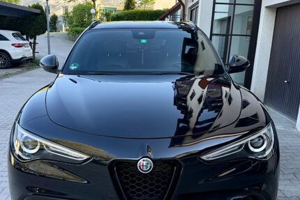 Alfa Romeo Stelvio 126.000 km 25.499 &euro; Renningen 71272