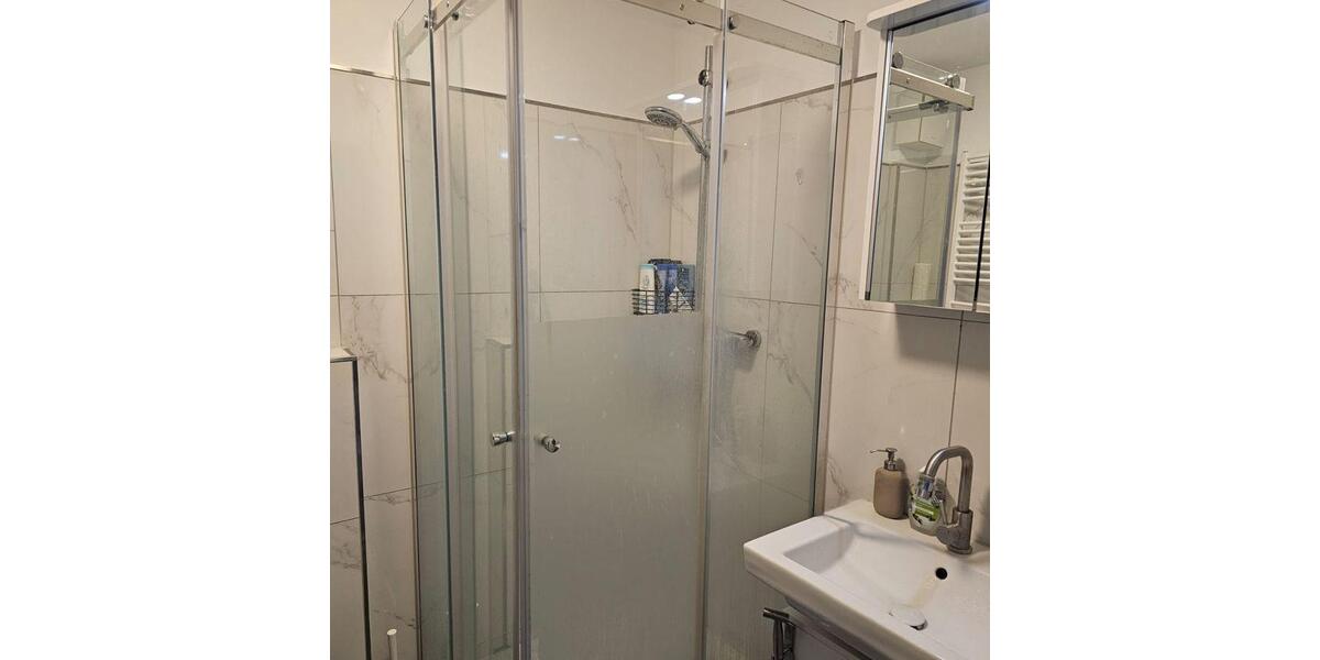 Etagenwohnung Stuttgart Feuerbach - 3 Zimmer, 75 m&sup2;, 700&euro; | Angebot:26222388