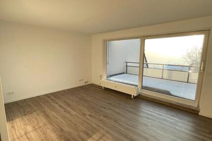 Wohnung Esslingen am Neckar Hegensberg - 4 Zimmer, 90 m&sup2;, 1.300&euro; | Angebot:27595298
