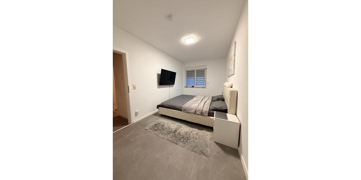 Etagenwohnung Ludwigsburg Oßweil - 3 Zimmer, 75 m&sup2;, 950&euro; | Angebot:25995939