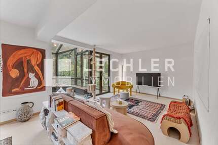 Haus zum Kaufen in Stuttgart 1.290.000 € 313 m² 12.5 zimmer