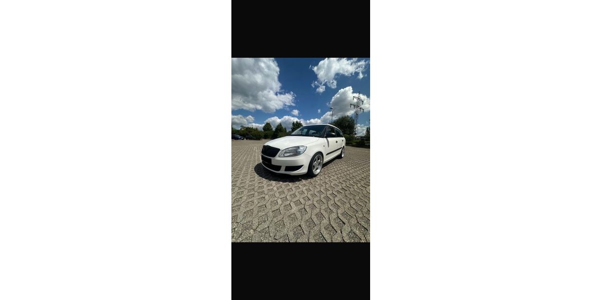 Skoda Fabia 312.000 km 3.500 &euro; Neckartenzlingen 72654