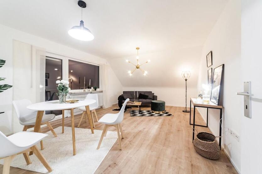 Frisch renovierte leere Maisonette-3-Zimmer-Wohnung