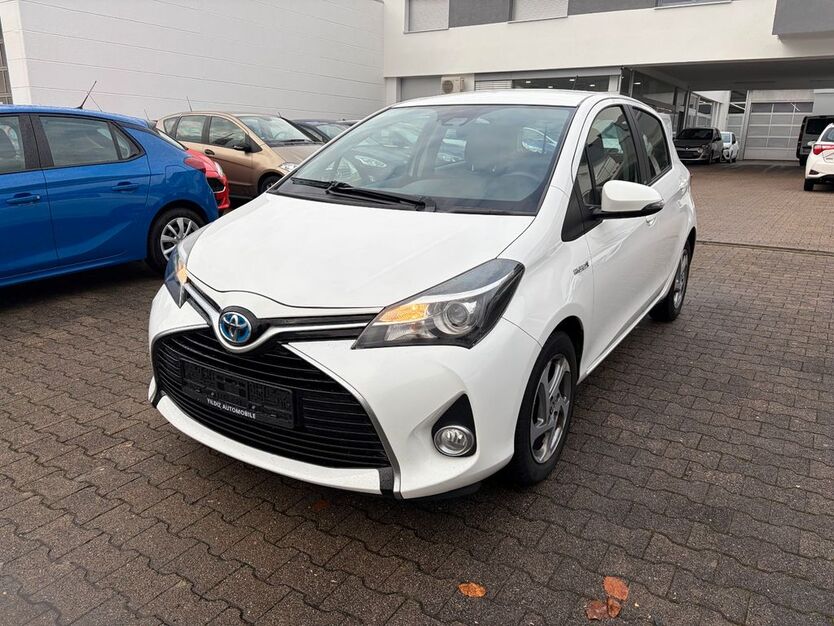 Toyota Yaris 120.562 km 11.995 € Stuttgart 70597