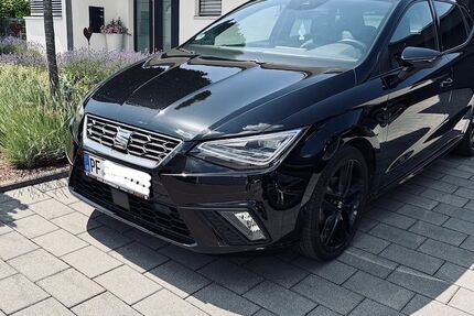 Seat Ibiza 33.900 km 18.990 &euro; Tiefenbronn 75233