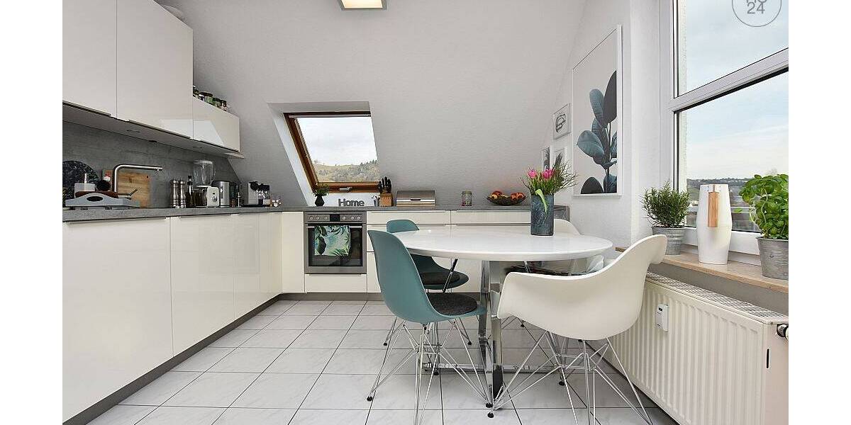 Etagenwohnung Stuttgart Untertürkheim - 2 Zimmer, 70 m&sup2;, 1.390&euro; | Angebot:26627287