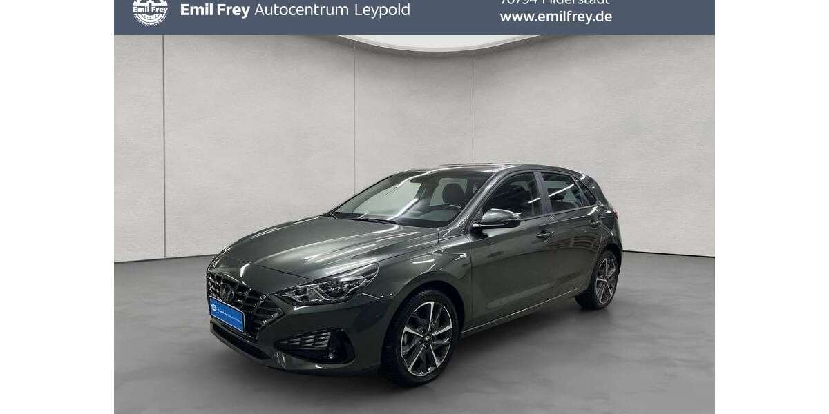 Hyundai i30 30.326 km 16.890 &euro; Filderstadt 70794
