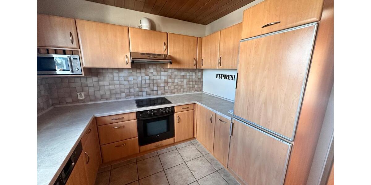 Etagenwohnung Böblingen Dagersheim - 3 Zimmer, 90 m&sup2;, 1.200&euro; | Angebot:27583874
