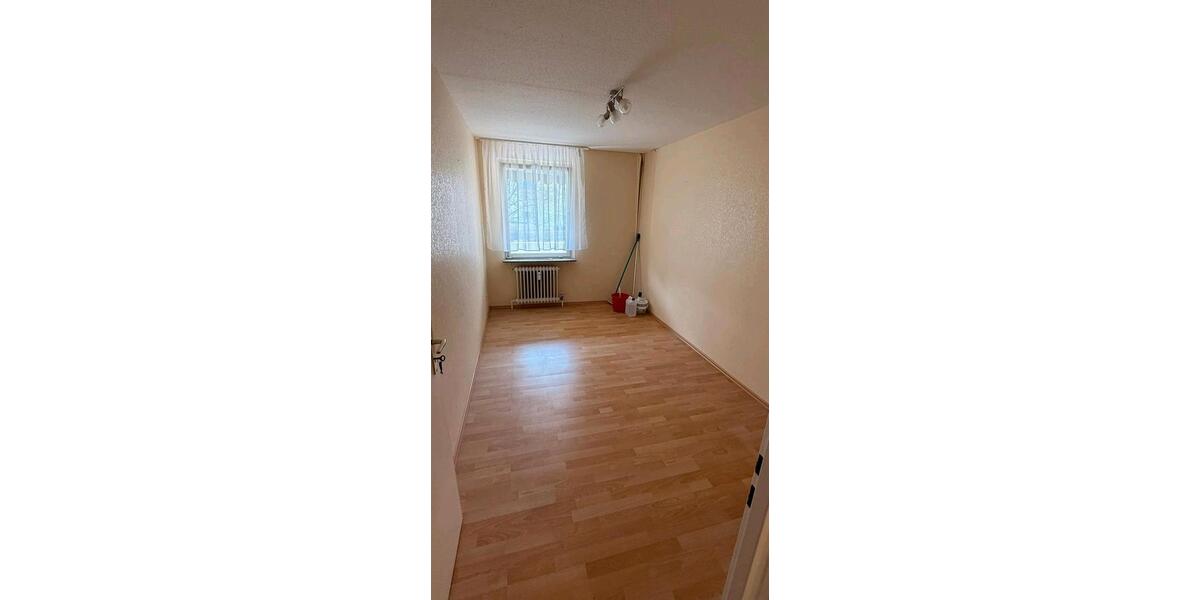 Etagenwohnung Ditzingen - 4 Zimmer, 83 m&sup2;, 280.000&euro; | Angebot:25823656