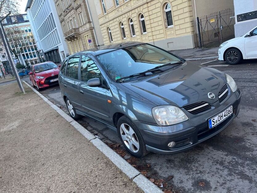 Almera Tino