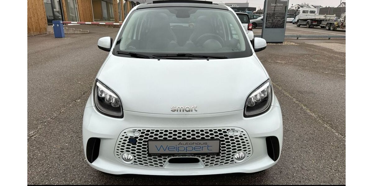 Smart ForFour 8.212 km 15.950 &euro; Holzgerlingen 71088