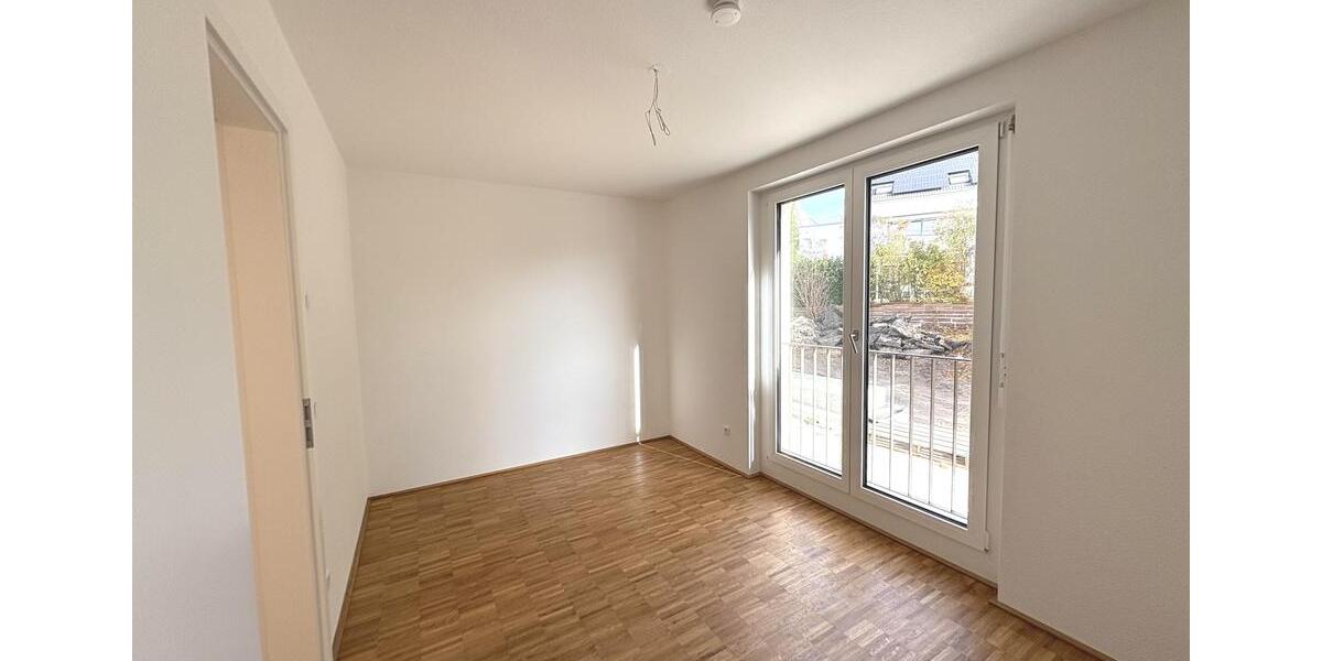 Etagenwohnung Leonberg - 4 Zimmer, 101 m&sup2;, 1.846&euro; | Angebot:23714102