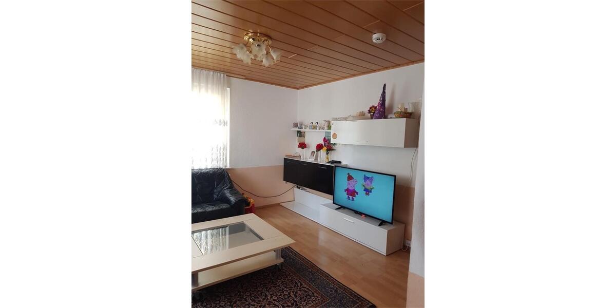 Einfamilienhaus Kornwestheim - 7 Zimmer, 160 m&sup2;, 2.050&euro; | Angebot:25363251