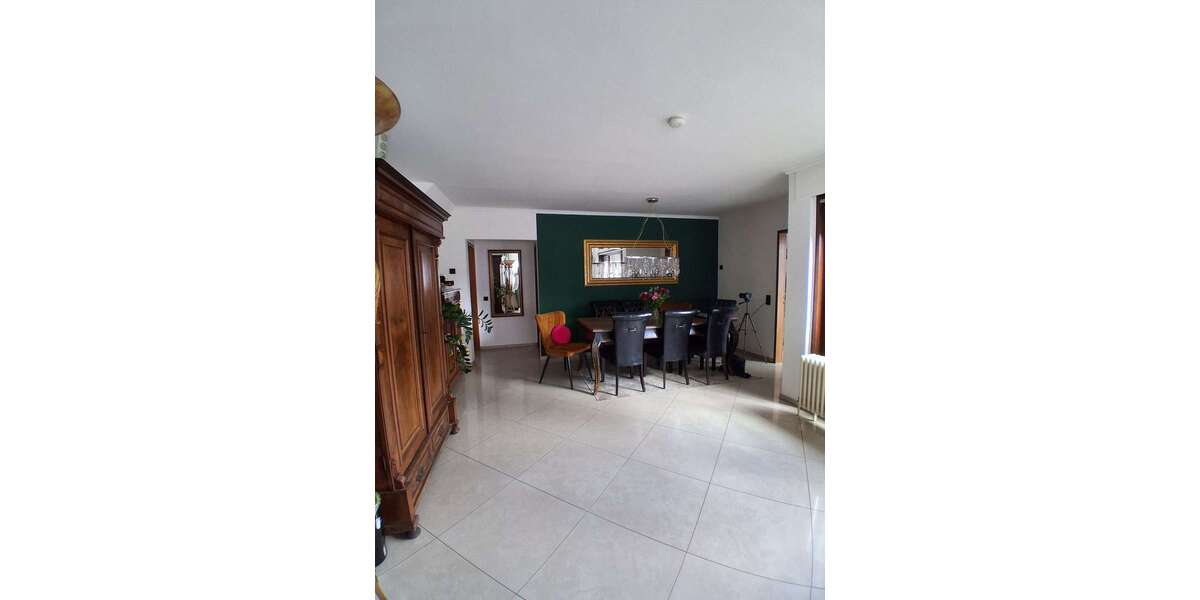 Etagenwohnung Ludwigsburg Oßweil - 5 Zimmer, 143 m&sup2;, 639.000&euro; | Angebot:23941439